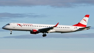 Photo of OE-LWP - Embraer ERJ-195LR operated by Austrian Airlines