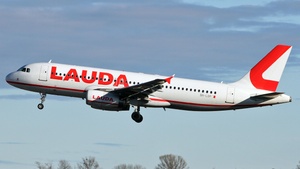 Photo of 9H-LOP - Airbus A320-232 operated by Lauda Europe