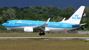 Photo of PH-BGH - Boeing 737-7K2 operated by KLM Royal Dutch Airlines