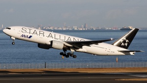 Photo of JA712A - Boeing 777-281 operated by ANA All Nippon Airways