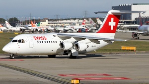 Photo of HB-IXU - British Aerospace Avro RJ100 operated by Swiss International Air Lines