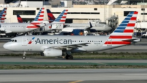 Photo with serial 1350 - Airbus A319-132