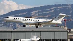 Photo of HB-JLF - Bombardier Global 7500 operated by Air King Jet