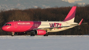 Photo of HA-LYO - Airbus A320-232 operated by Wizz Air