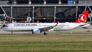 Photo of TC-LSU - Airbus A321-271NX operated by Turkish Airlines