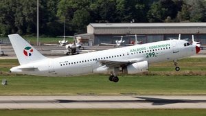 Photo of OY-JRK - Airbus A320-231 operated by DAT Danish Air Transport