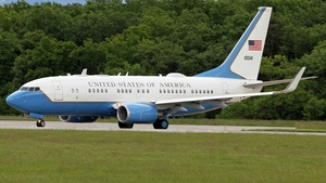 Photo of 01-0041 - Boeing C-40B operated by US Air Force