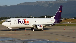 Photo with serial 25105 - Boeing 737-4Q8(SF)