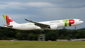 Photo of CS-TUA - Airbus A330-941 operated by TAP Air Portugal