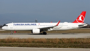 Photo of TC-LSC - Airbus A321-271NX operated by Turkish Airlines