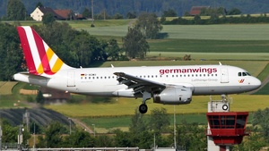 Photo of D-AGWU - Airbus A319-132 operated by Germanwings