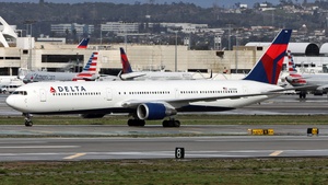 Photo of N829MH - Boeing 767-432(ER) operated by Delta Air Lines