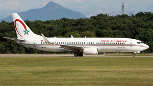 Photo of CN-RNJ - Boeing 737-8B6 operated by Royal Air Maroc