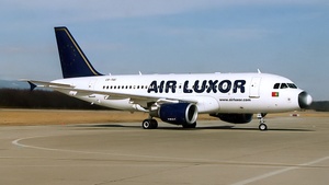 Photo of CS-TQC - Airbus A319-112 operated by Air Luxor