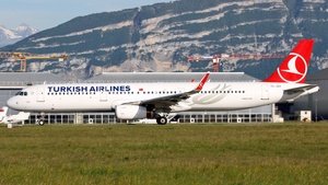 Photo of TC-JSV - Airbus A321-231 operated by Turkish Airlines