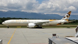 Photo of A6-ETB - Boeing 777-3FX(ER) operated by Etihad Airways