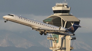 Photo of N784SK - Bombardier CRJ-701ER operated by United Express (opb SkyWest Airlines)