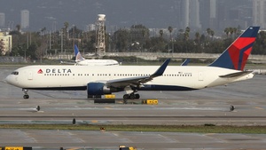 Photo of N180DN - Boeing 767-332(ER) operated by Delta Air Lines