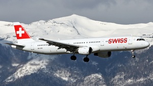Photo of HB-IOH - Airbus A321-111 operated by Swiss International Air Lines