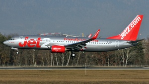 Photo of G-JZHX - Boeing 737-8MG operated by Jet2