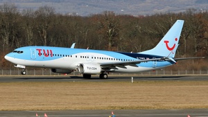 Photo of G-TAWS - Boeing 737-8K5 operated by TUI Airways