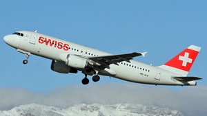 Photo of HB-JLQ - Airbus A320-214 operated by Swiss International Air Lines