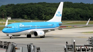 Photo of PH-BGD - Boeing 737-7K2 operated by KLM Royal Dutch Airlines