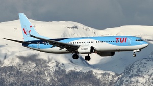 Photo of G-FDZB - Boeing 737-8K5 operated by TUI Airways