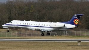 Photo of CE-01 - Embraer ERJ-135LR operated by Belgian Air Force