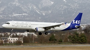 Photo of OY-KBH - Airbus A321-232 operated by SAS Scandinavian Airlines