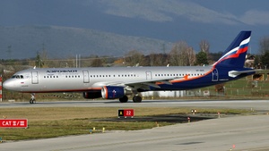 Photo of VP-BOC - Airbus A321-211 operated by Aeroflot