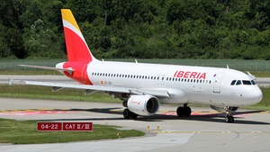 Photo of EC-IZH - Airbus A320-214 operated by Iberia
