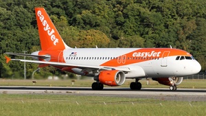 Photo of OE-LQZ - Airbus A319-111 operated by easyJet Europe