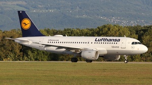 Photo of D-AIBI - Airbus A319-112 operated by Lufthansa