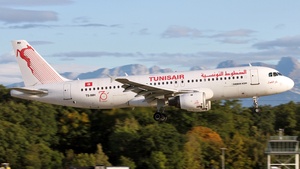 Photo of TS-IMH - Airbus A320-211 operated by Tunisair