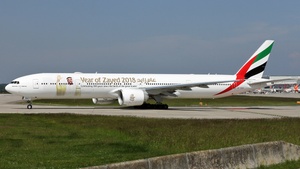 Photo of A6-EQH - Boeing 777-31H(ER) operated by Emirates