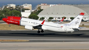 Photo of LN-NGW - Boeing 737-8JP operated by Norwegian Air Shuttle