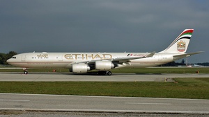 Photo of A6-EHC - Airbus A340-541 operated by Etihad Airways