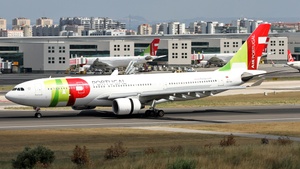 Photo of CS-TOI - Airbus A330-223 operated by TAP Air Portugal