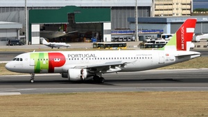 Photo of CS-TQD - Airbus A320-214 operated by TAP Air Portugal