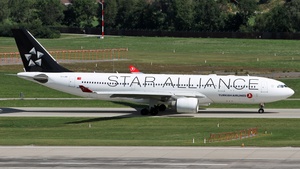 Photo of TC-LNB - Airbus A330-223 operated by Turkish Airlines