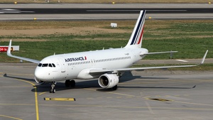 Photo of F-HEPF - Airbus A320-214 operated by Air France