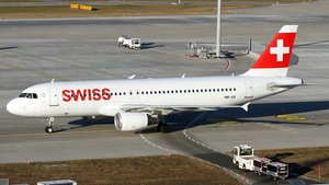 Photo of HB-IJS - Airbus A320-214 operated by Swiss International Air Lines
