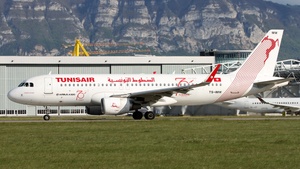 Photo of TS-IMW - Airbus A320-214 operated by Tunisair