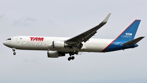 Photo of PR-ACO - Boeing 767-346F(ER) operated by TAM Cargo