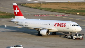 Photo of HB-IJE - Airbus A320-214 operated by Swiss International Air Lines