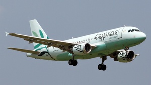 Photo of 5B-DCW - Airbus A319-114 operated by Cyprus Airways [2016]