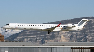 Photo of EC-MNR - Bombardier CRJ-1000 operated by Iberia Regional (opb Air Nostrum)