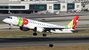 Photo of CS-TPT - Embraer ERJ-190LR operated by TAP Express (opb Portugália Airlines)
