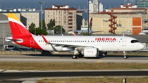 Photo of EC-MXY - Airbus A320-251N operated by Iberia